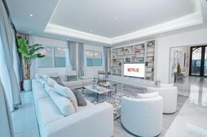 Luxury Modern White Villa on Island 9,500 sqft